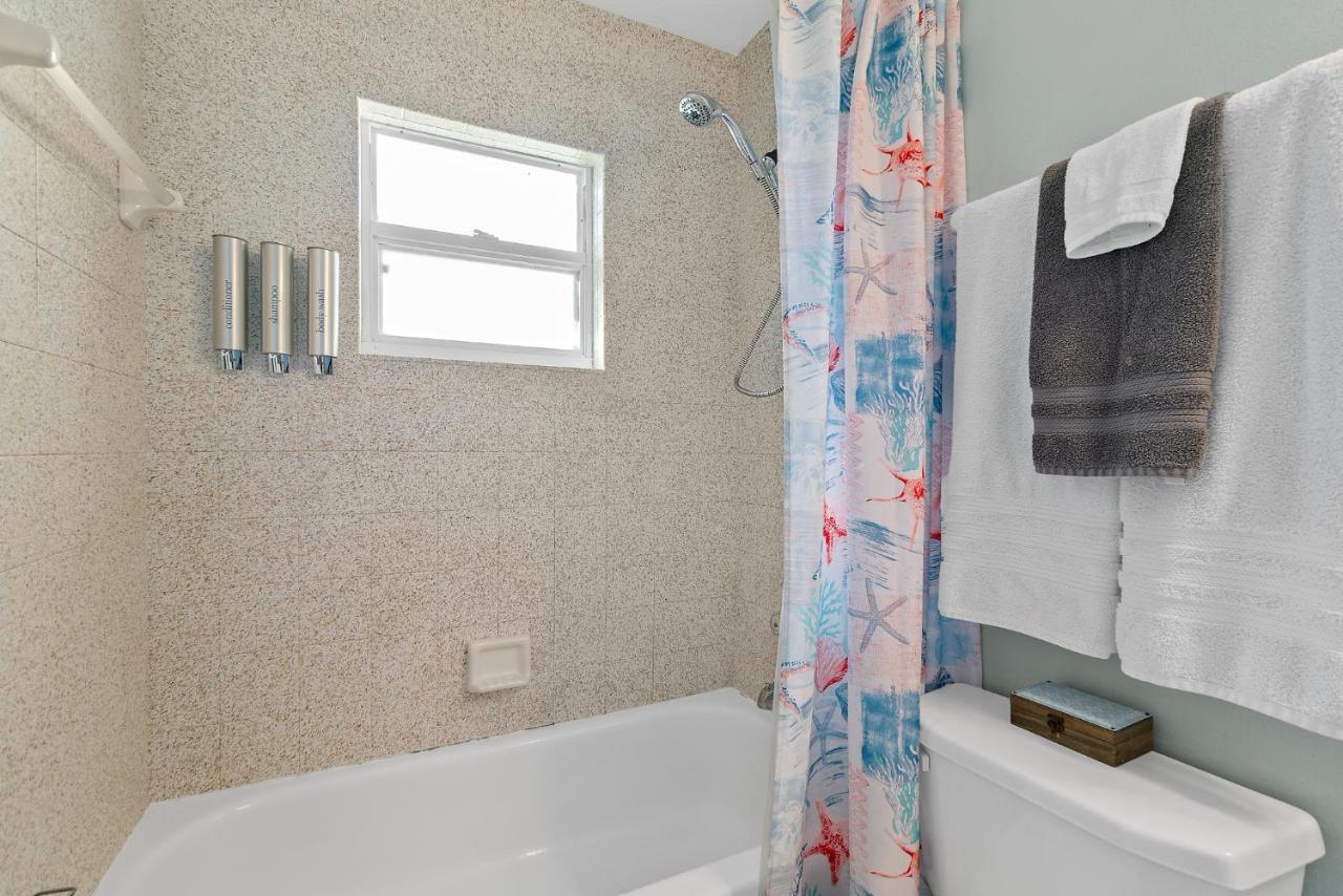 Beachside Serenity Escape - Private 3Br And 2Ba, Dog Friendly Duplex Oasis, Steps To Shore! Melbourne Exterior foto