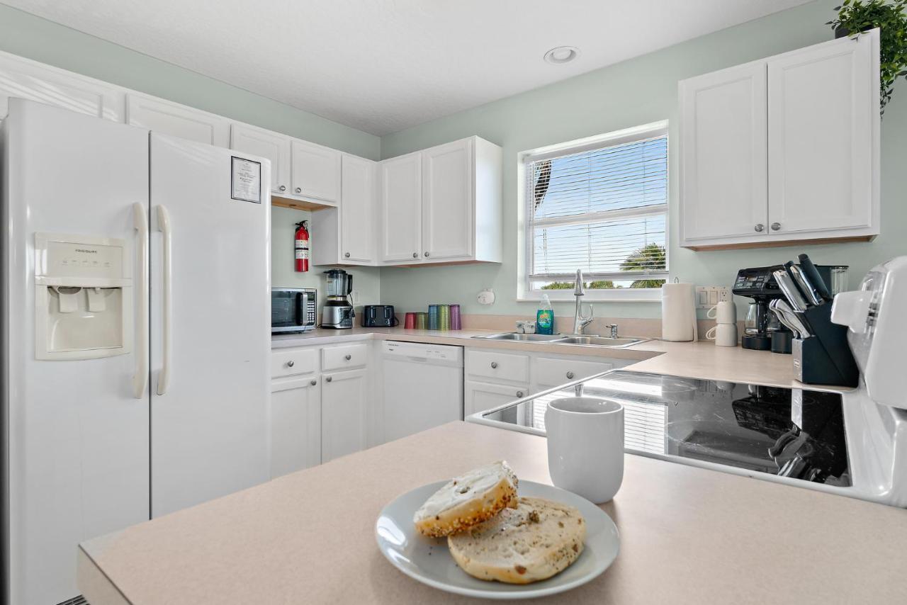 Beachside Serenity Escape - Private 3Br And 2Ba, Dog Friendly Duplex Oasis, Steps To Shore! Melbourne Exterior foto